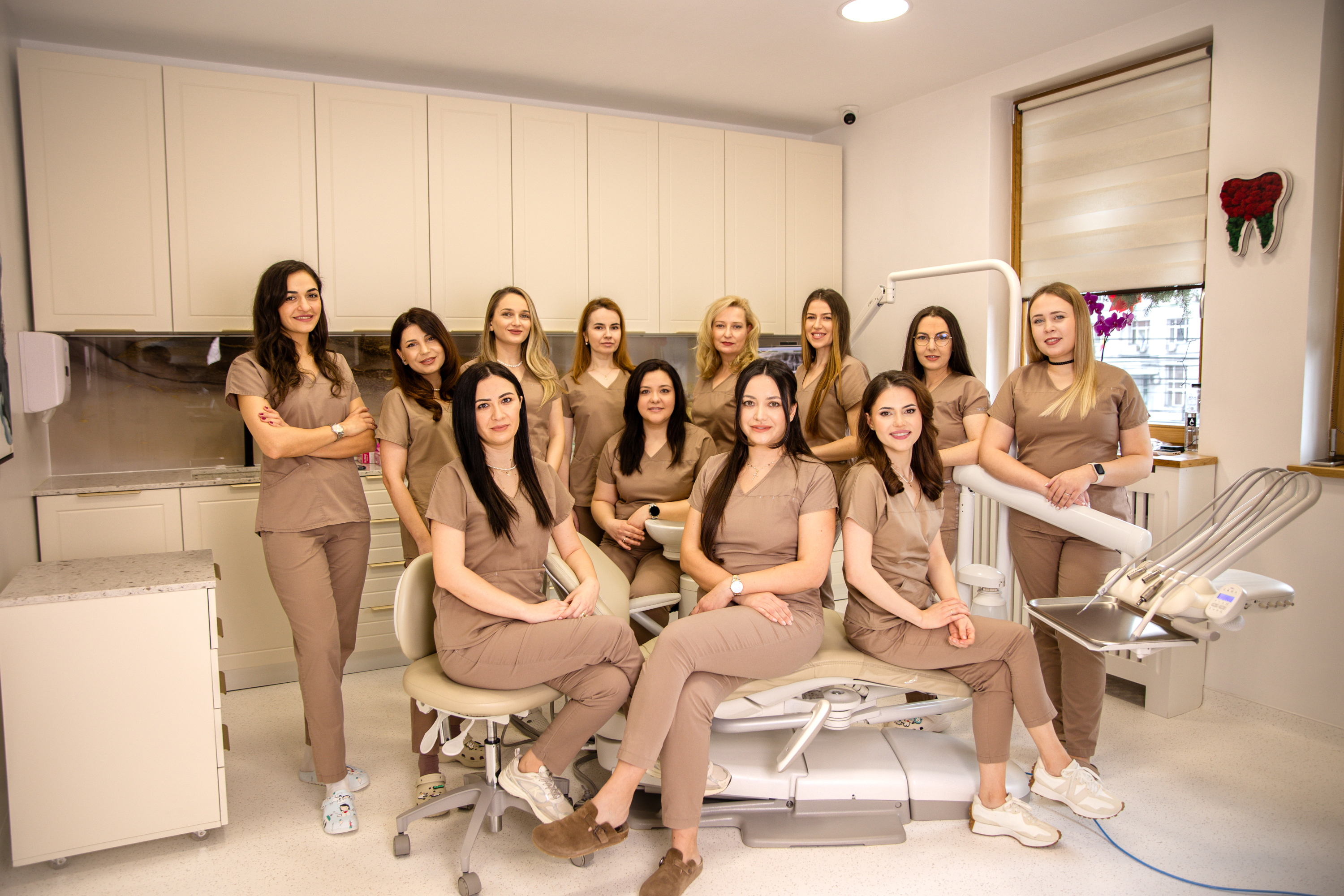 Central Clinic — echipa medicală